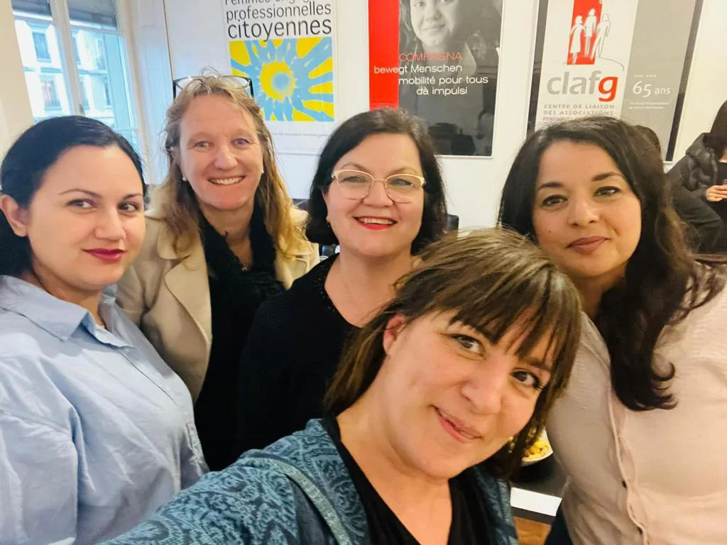 Atelier hypnose en groupe au CLAFG